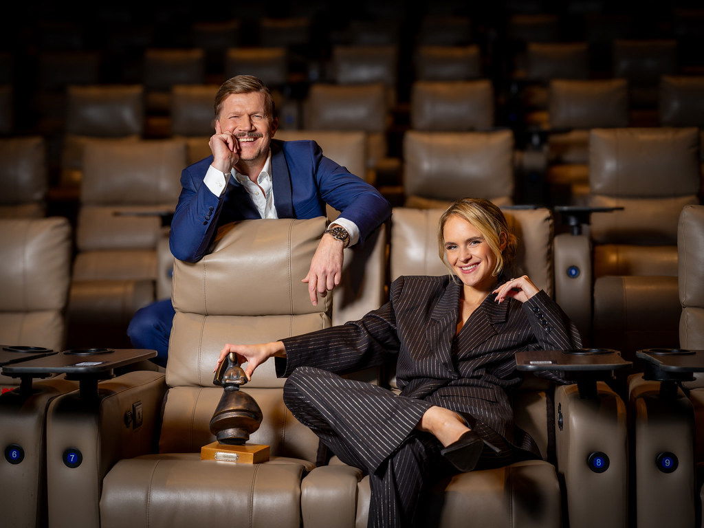 Årets programledere Vegard Larsen og Linnéa Myhre. Foto: Odd Thygesen