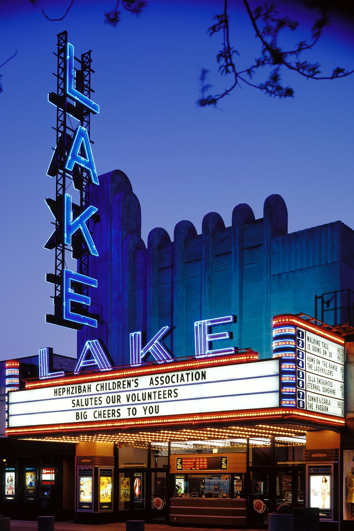 Lake Theatre XQ